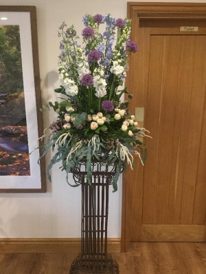 Pedestal arrangement, creams and mauve