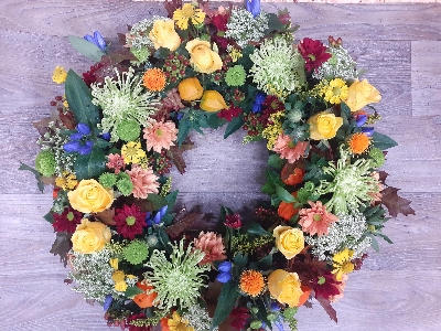 Multicoloured wreath