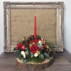 Festive table arrangement